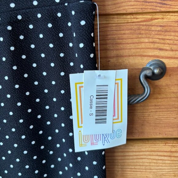 NWT Set of Two Lularoe Dot Cassies - Picture 3 of 8